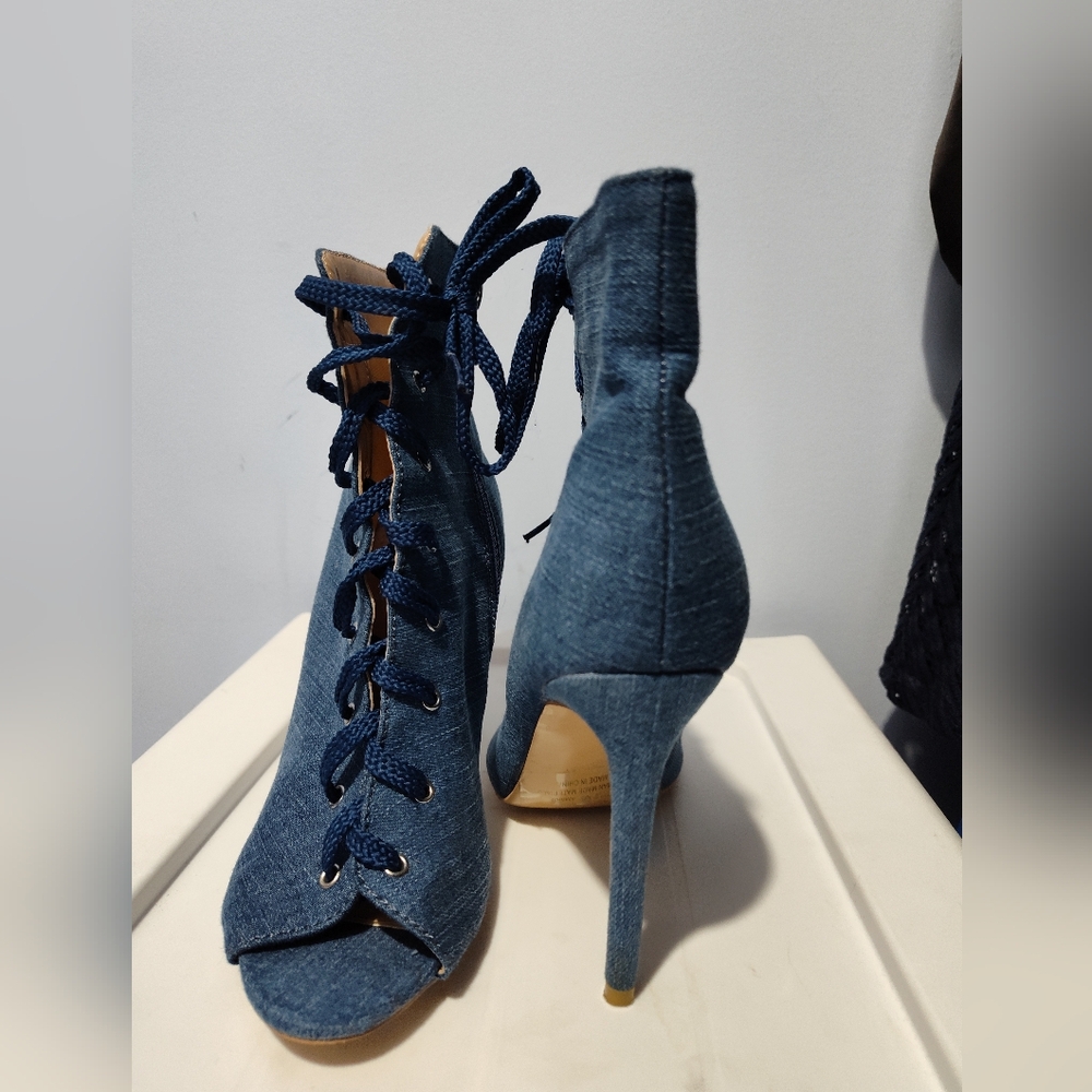 HERSTYLE Amarie S8 BOOTS DENIM BLUE LACES ZIPPER HIGHTOP NAILHEEL OPENTOE NWOT